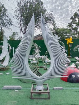 石家莊鏤空?qǐng)@林景觀雕塑,不銹鋼景觀雕塑加工